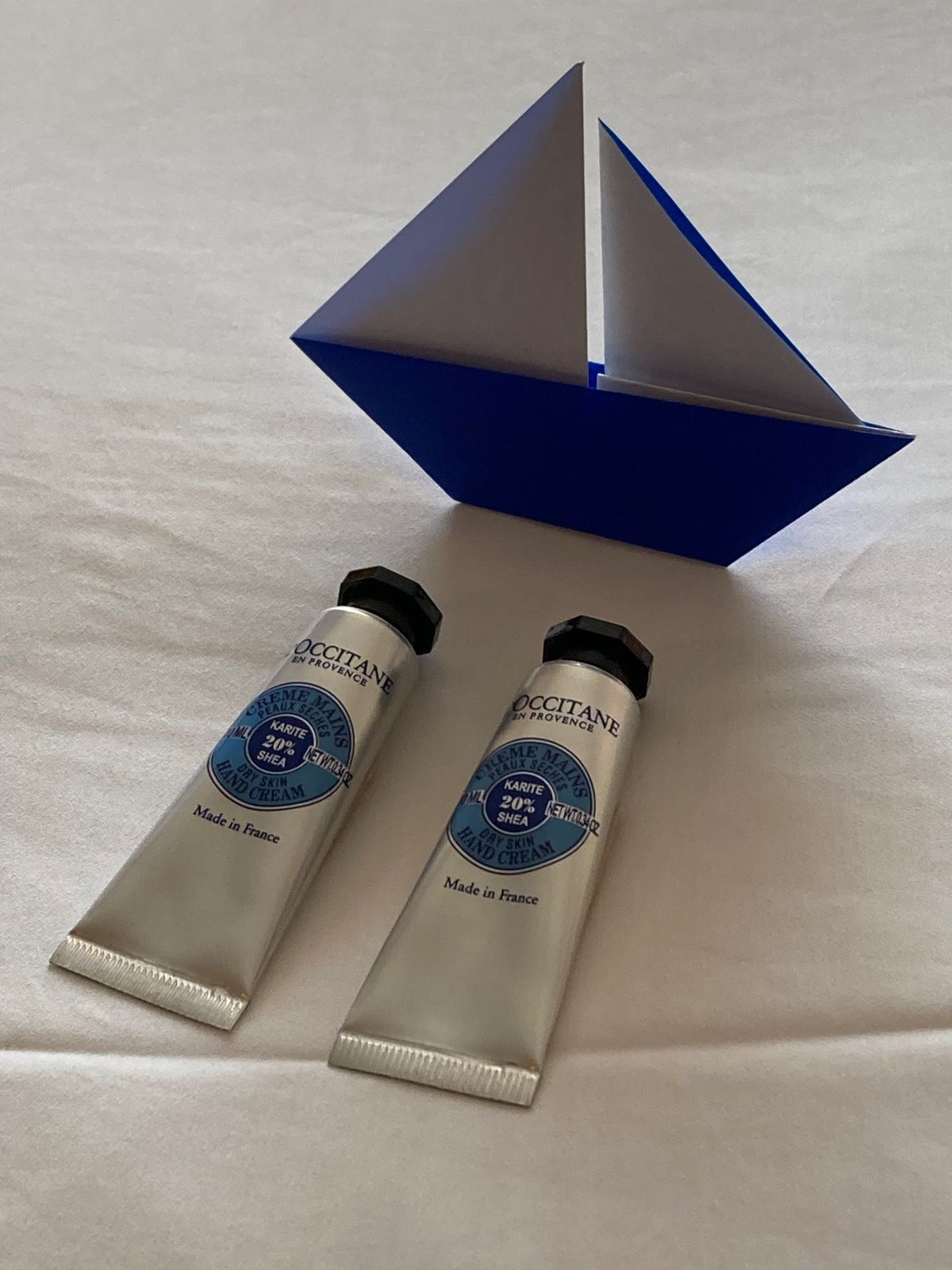 マスクケースやアメニティ類もステキ。
嬉しかったのはロクシタンのハンドクリ...