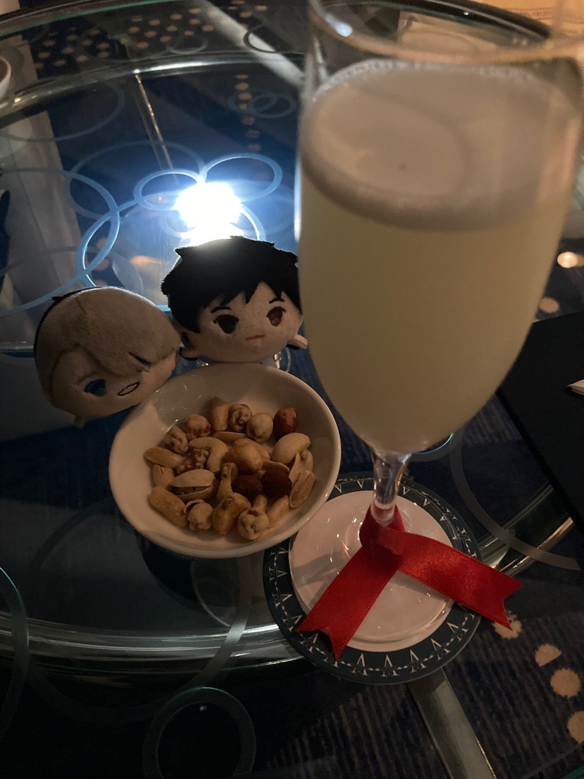 １回目の食事提供に時間がかかって、２回目は30分遅れの20時15分スタート...