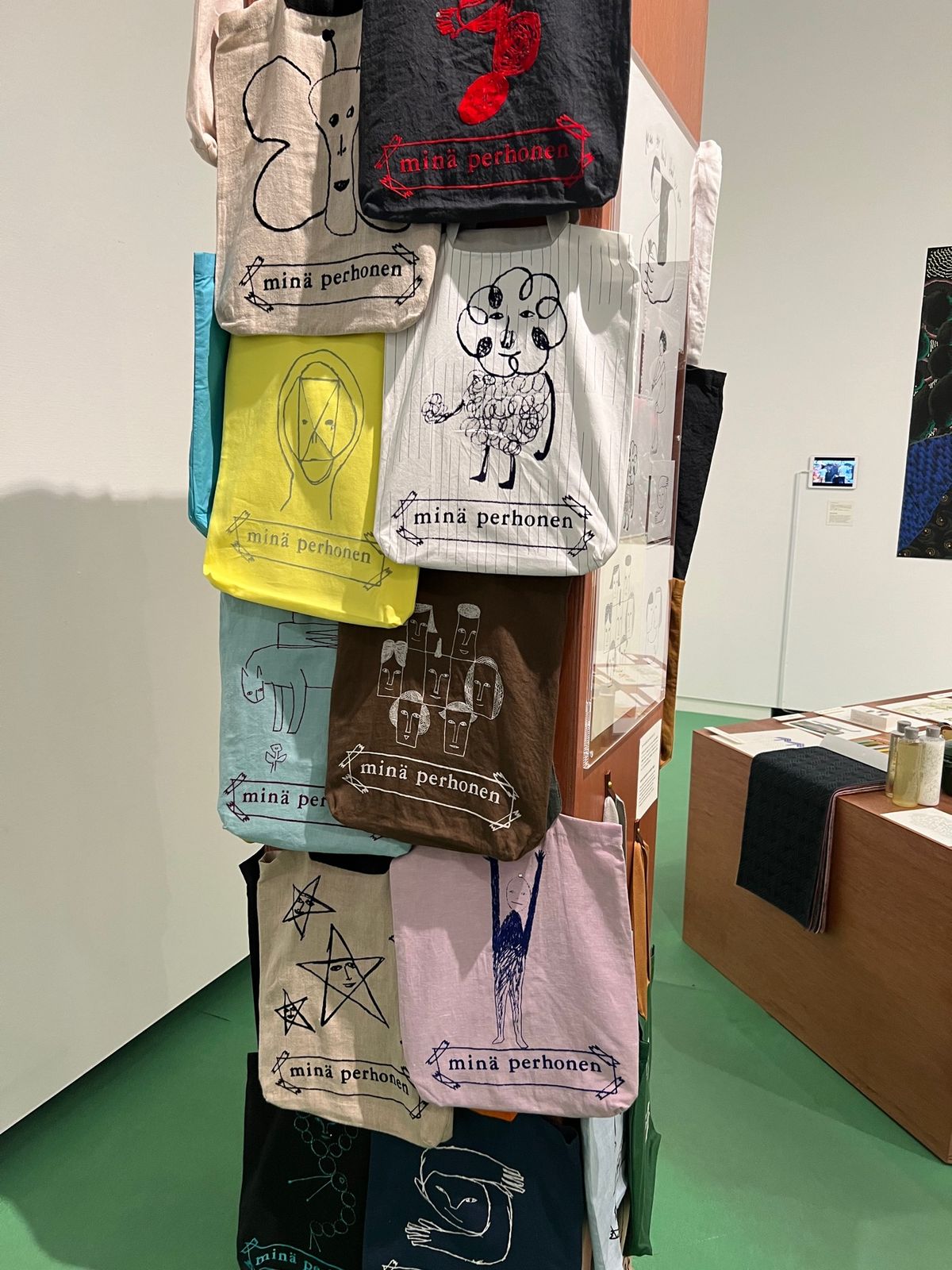 鳥ちゃんコップのプロダクト可愛い〜😍