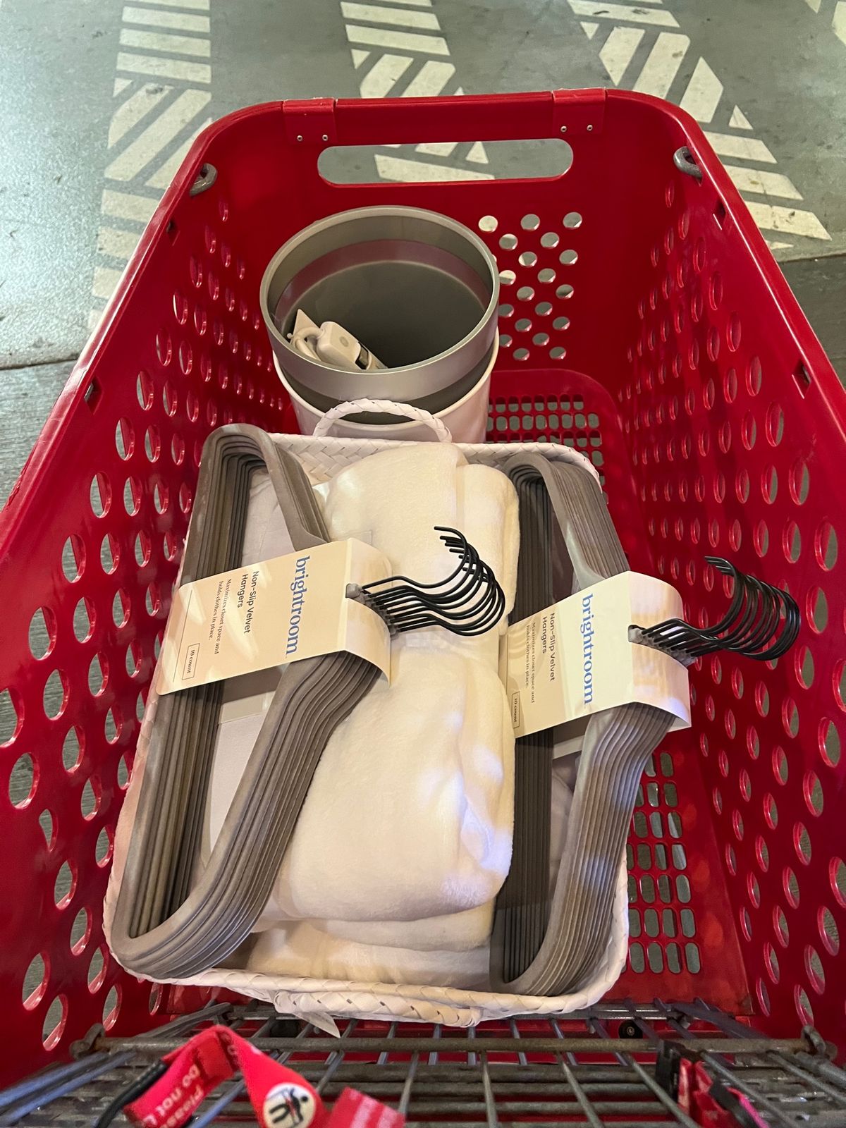 ターゲット。売ってるものがオシャレで安くて便利。