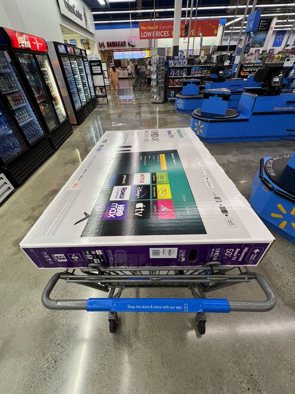 アメリカ(米国)「4年ぶりハワイ」の写真：テレビゲット
50インチ4kで$278で...