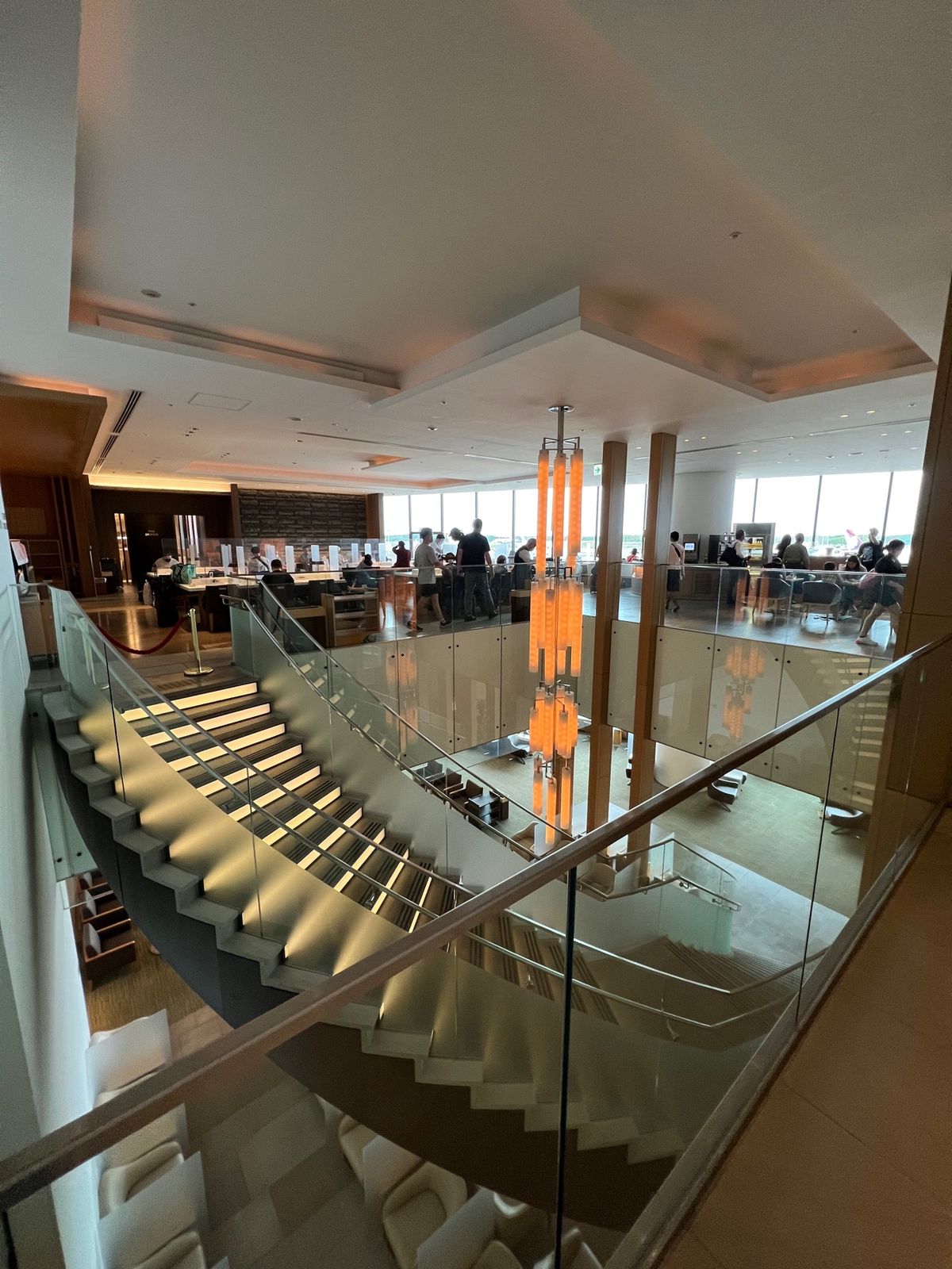 ラウンジやっててよかった〜