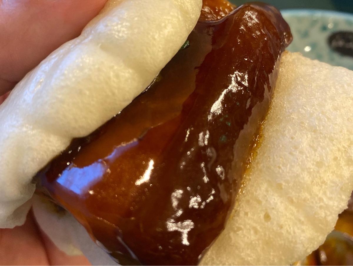 お待ちかねの長崎ちゃんぽん。
トンポーローと一緒に。