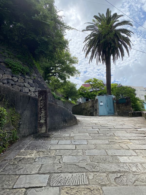 日本・長崎「雨は大丈夫なのか？初夏の長崎」の写真：坂の町長崎。
曇りがちだったけどそれでも...