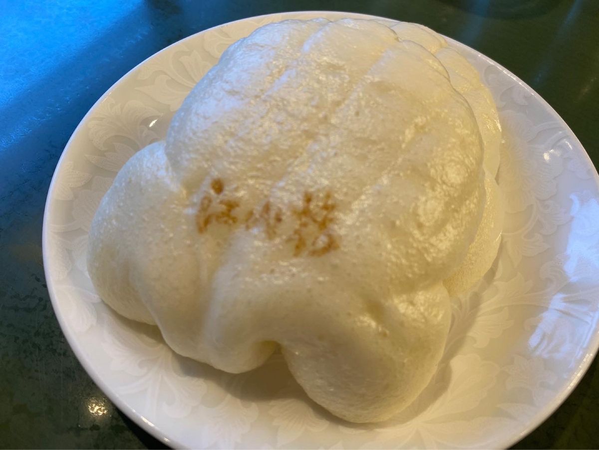 お待ちかねの長崎ちゃんぽん。
トンポーローと一緒に。