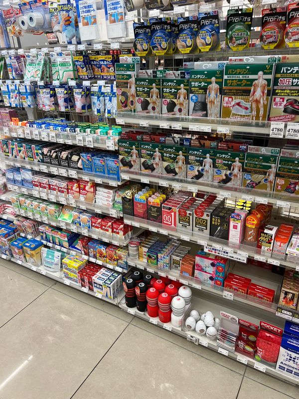 日本・金沢「金沢出張✈️」の写真：コンビニなんだけど
謎にテン◯が種類豊富...