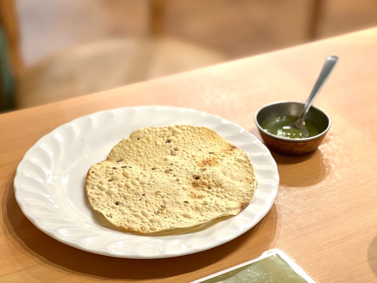 会議を終えて
高校時代からの友人とディナー🍛

お店を決めるとき、友人とど...