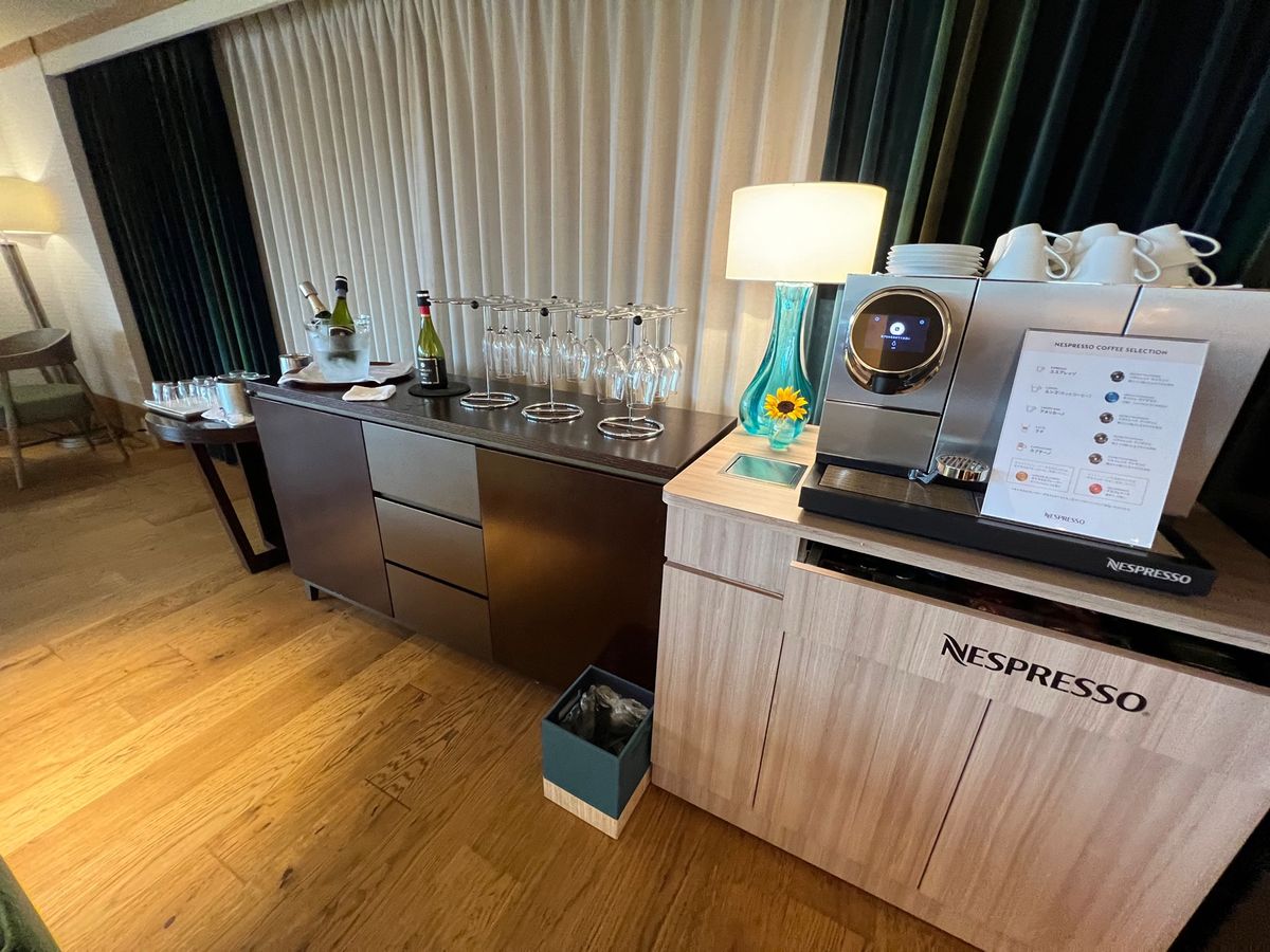 シギラミラージュにはラウンジがあって16時までは子供も入れます。

ソフト...