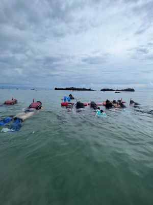 シギラビーチでシュノーケル

天気悪くちょっと濁っていたかな？
今年は台風...