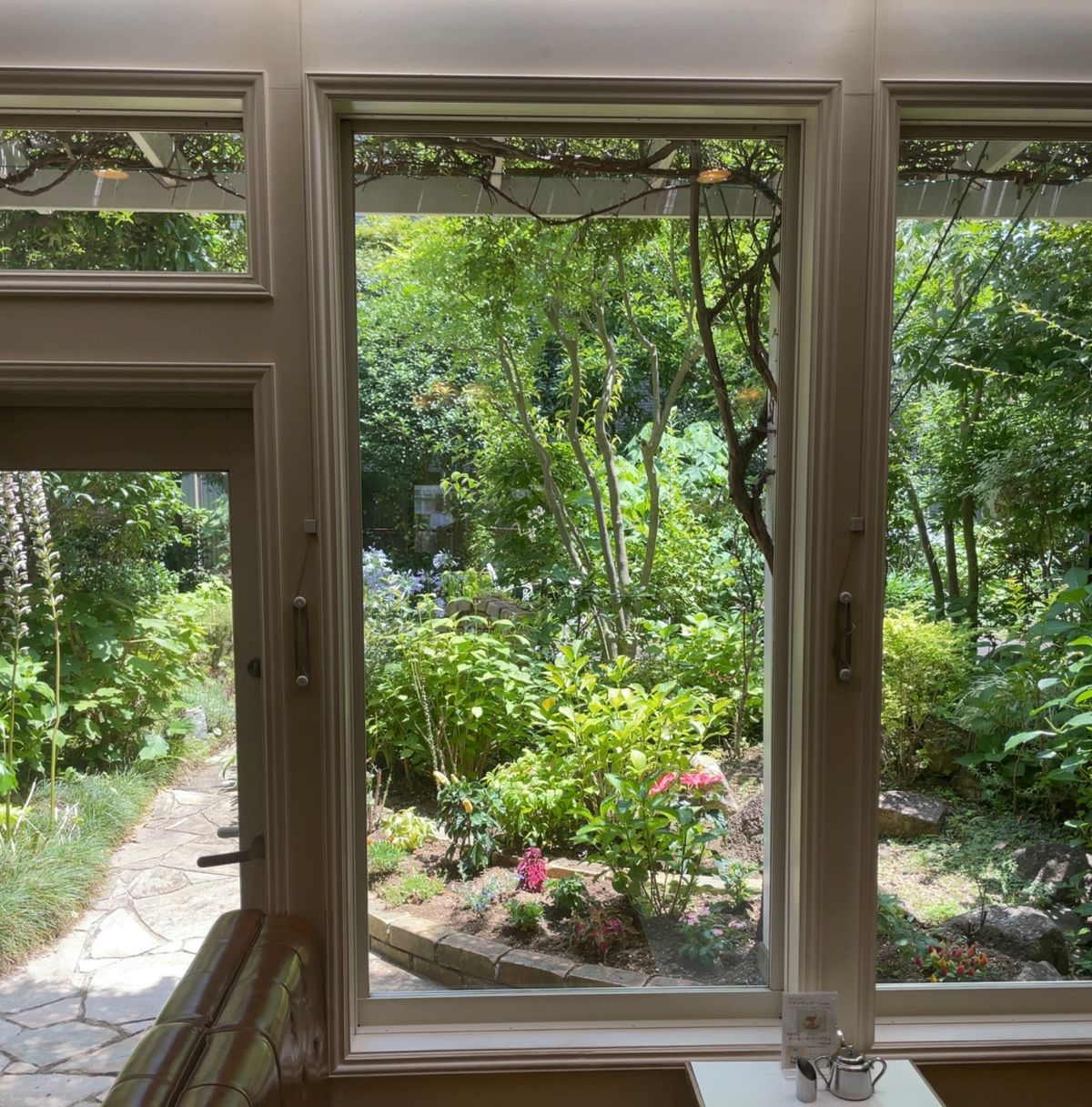 駅前の人気喫茶店イワタコーヒーでお昼ご飯。