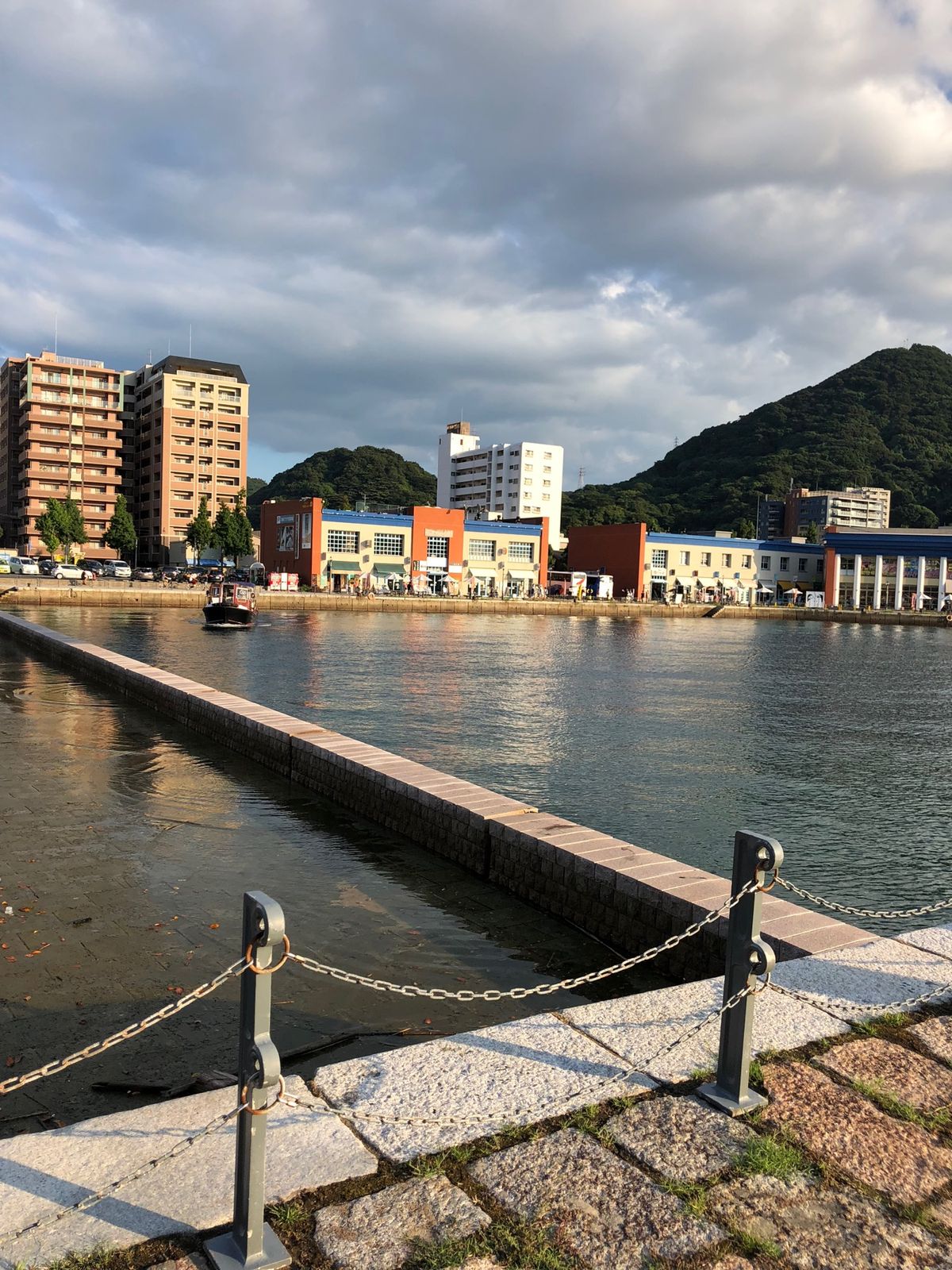 フルーツ盛りだくさん😋✨✨
小倉城のライトアップも素敵