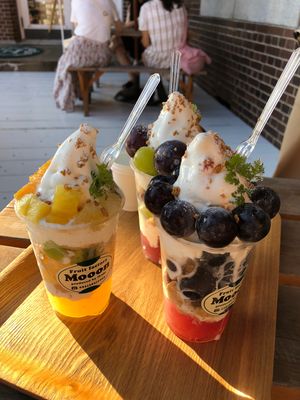 フルーツ盛りだくさん😋✨✨
小倉城のライトアップも素敵