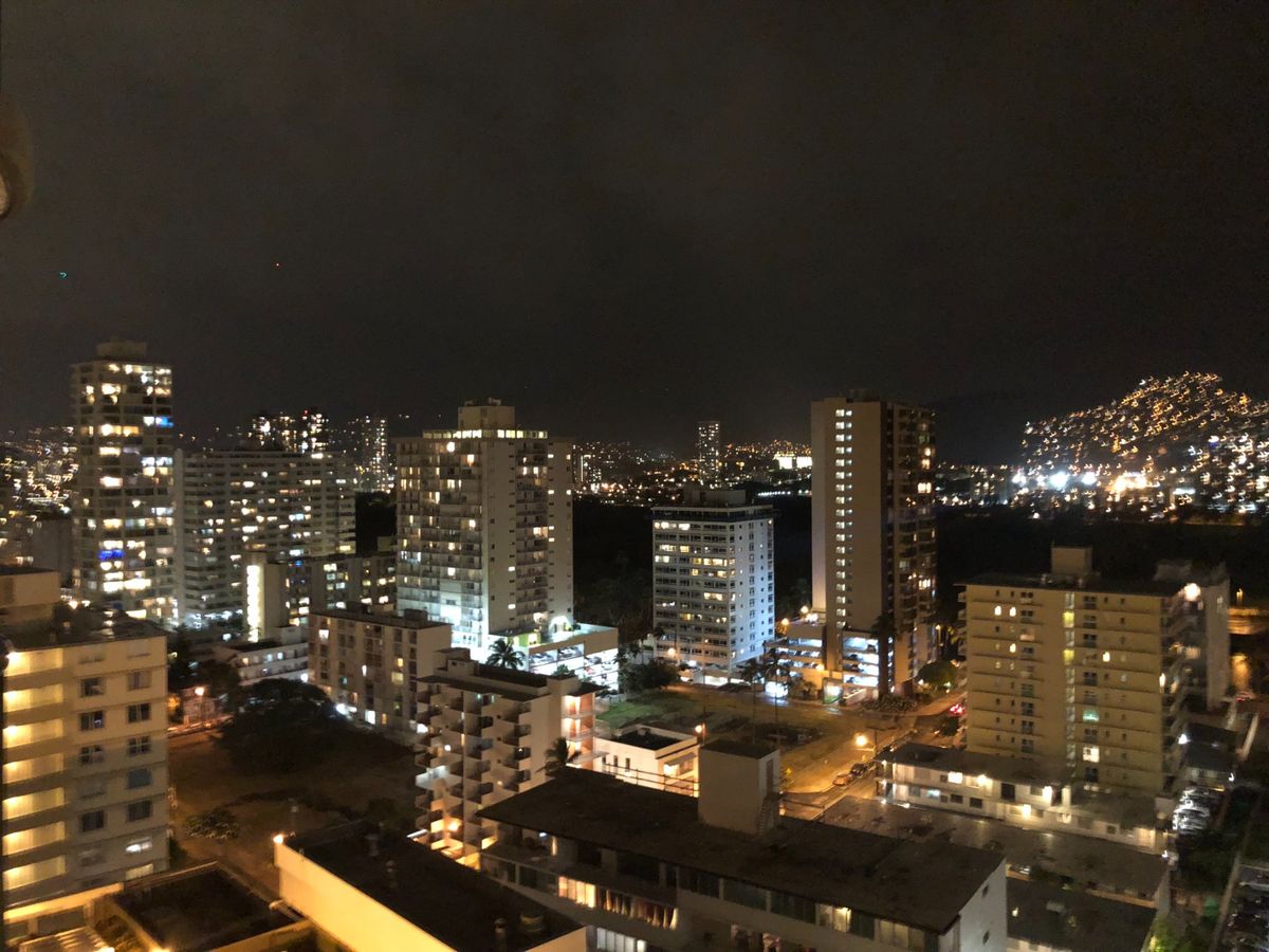 ホテルからの夜景