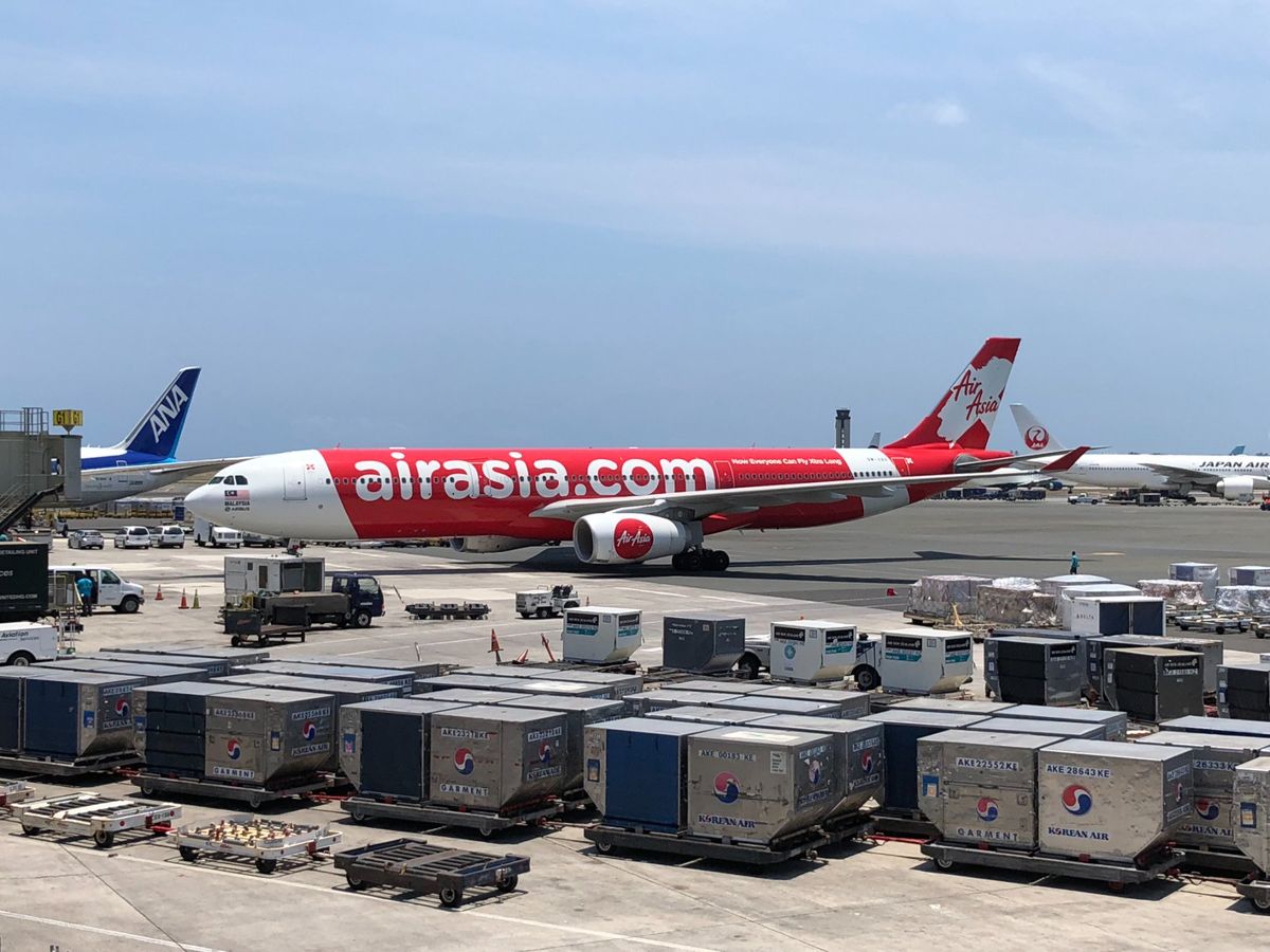 D7 2 HNL-KIX 9M-XBA
Airbus A-330-343X