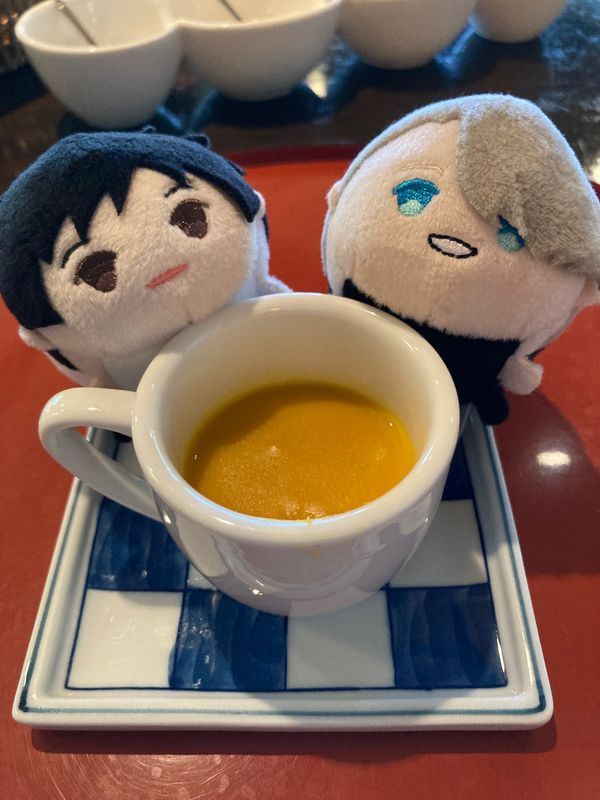 日本・箱根「ガラス工芸と箱根一人旅🚗」の写真：朝食は少し遅めで8時半から。自家製スモー...