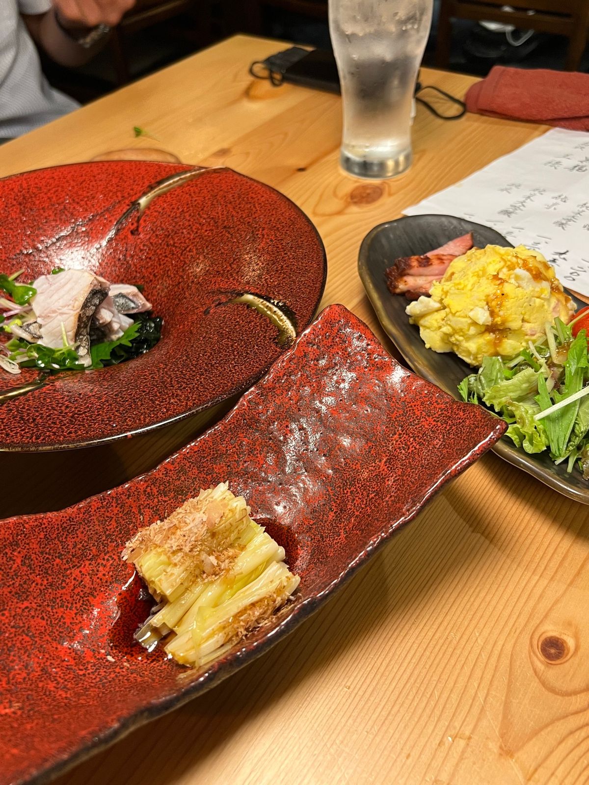 仕事後に仲良しの社員と夕飯へ🚶‍♀️🚶🚶‍♂️

ゴハン行ける時間があるか...