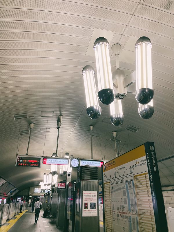 日本・和歌山県「aiko Live Tour@Zepp OSAKA Bayside」の写真：気になっていたツマガリでおみやげを買う
...