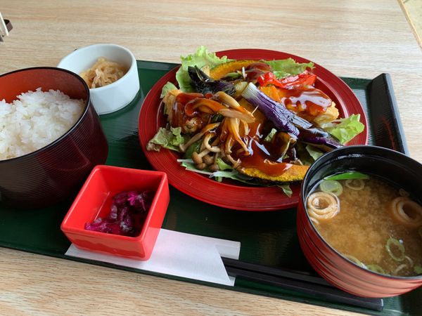 日本・茨城県「特急ひたちに乗って♬」の写真：日立〜常陸多賀まで移動して、
駅からてく...