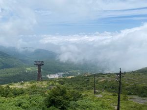 那須岳
曇っていて心配でしたが
山頂に行ったら晴れて雲海と山頂の絶景✨
あ...