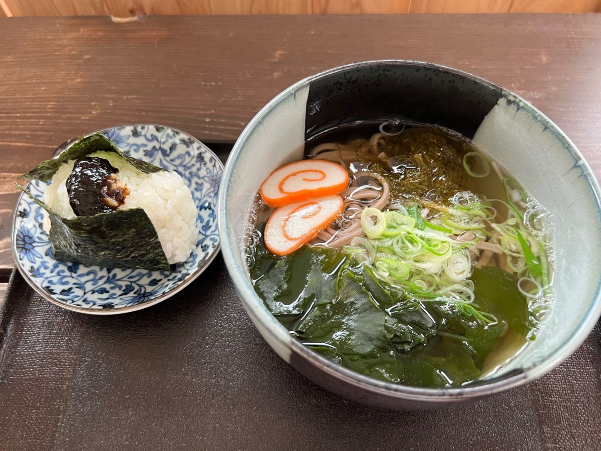 白米千枚田

せっかくなので🍙や🍦など
千枚田グルメを堪能
本当はブルーベ...