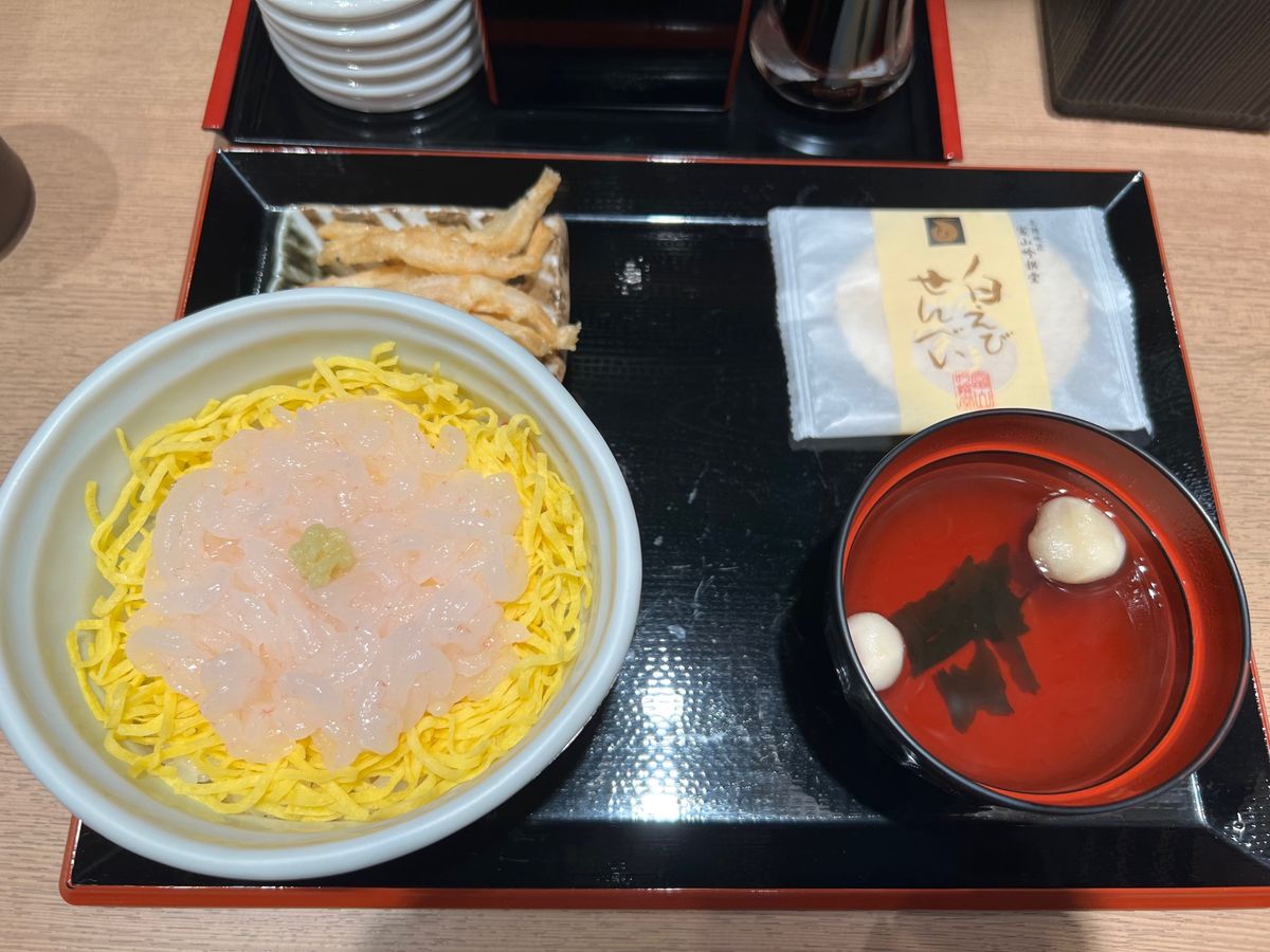 富山に行くと必ず行ってしまう
白えび亭

今回は初めての刺身丼🦐