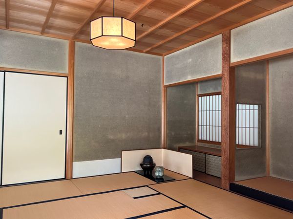 日本・石川県「富山出張のついでに白米千枚田を見に行く🚘」の写真：富山県水墨美術館

茶室はカフェになって...