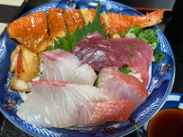 日本・徳島県「高知旅！」の写真：室戸のキンメ丼！！！
花月さんでいただき...