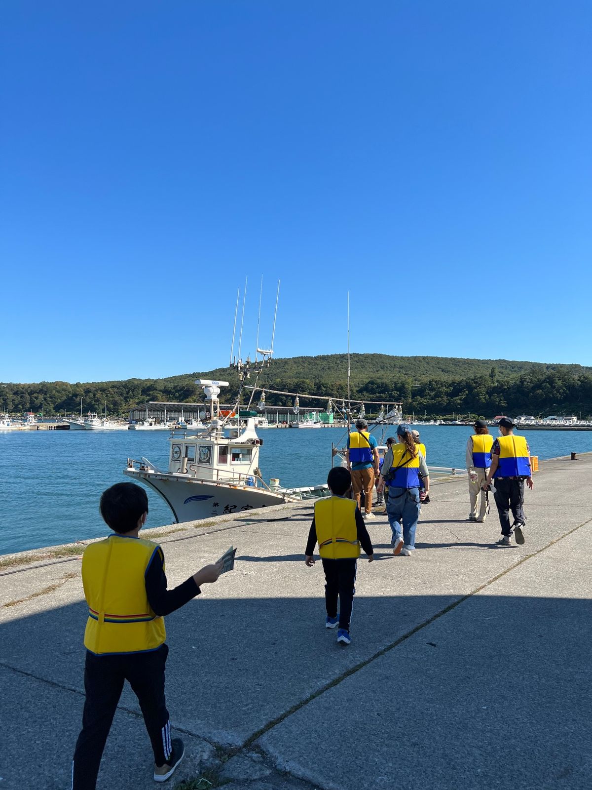 ようやく今回の目的である『増毛漁船クルーズ&キャンプ』の漁船クルーズがスタ...