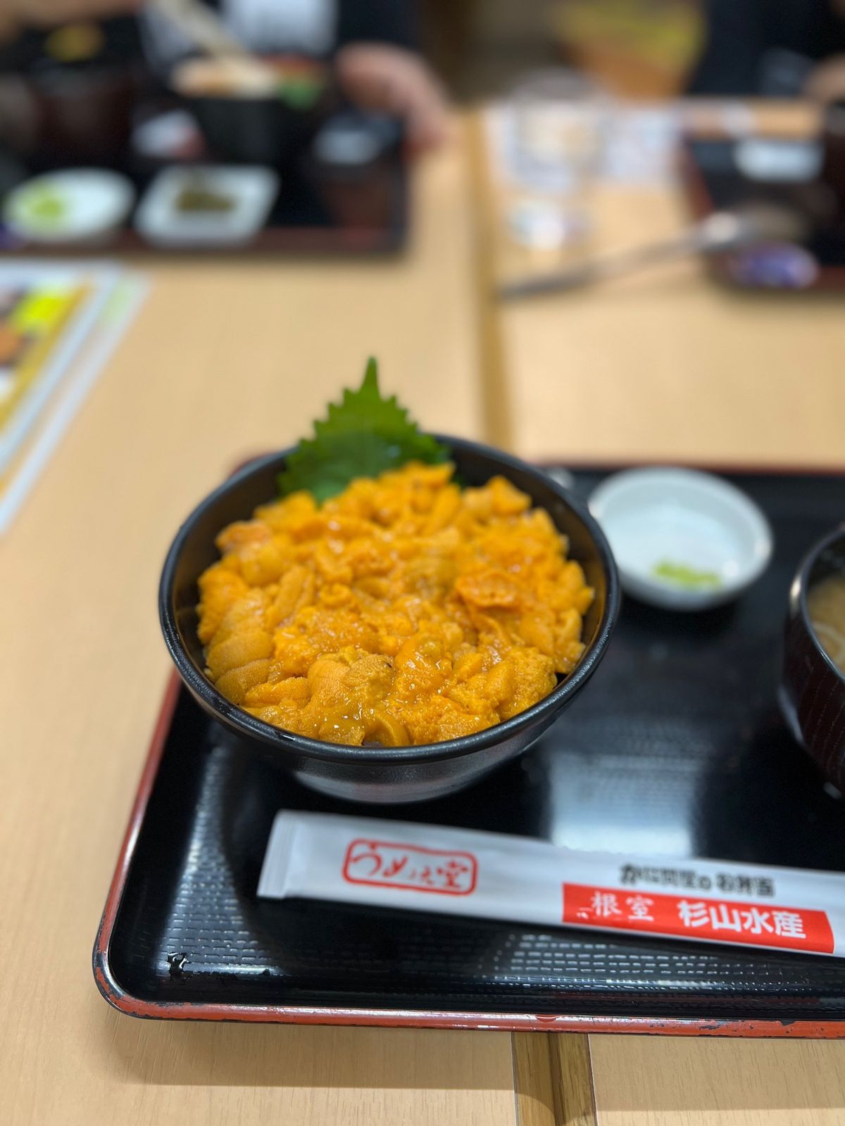 札幌場外市場で朝ごはん
昨夜食べれなかった海鮮を食べる

多分10年ぶりか...