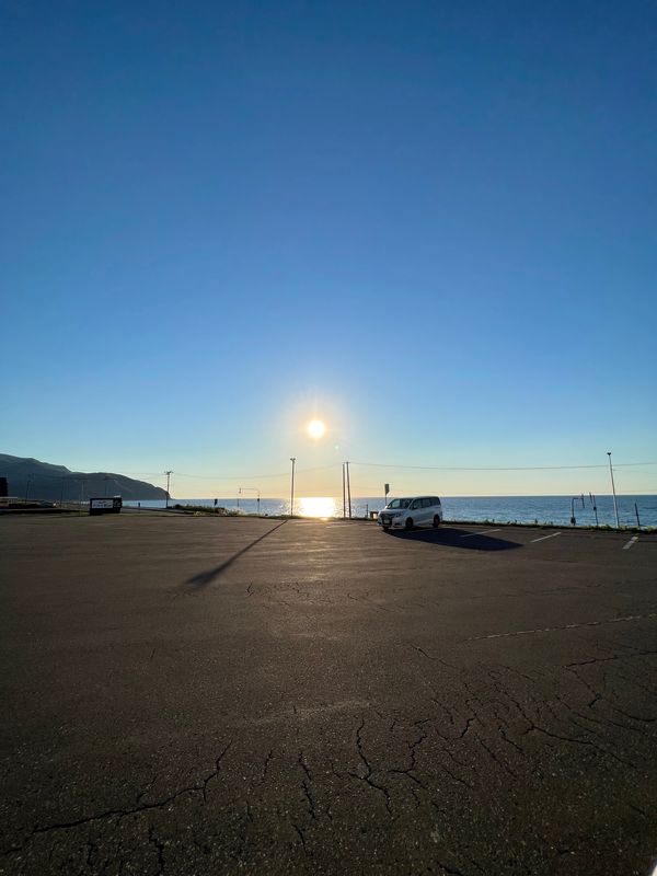 日本・北海道「北海道増毛町でキャンプ！」の写真：テント設営後は『オーベルジュましけ』とい...