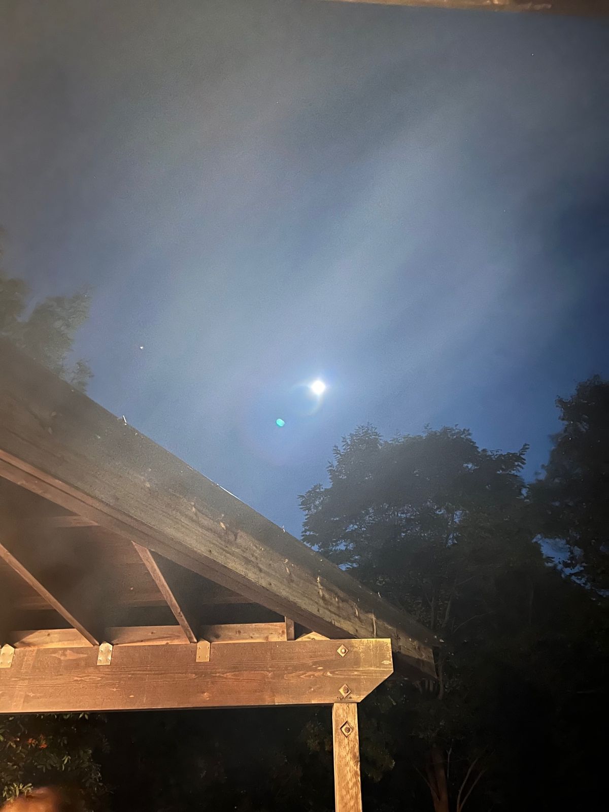 この日は満月
満月も素晴らしかったけど、新月だとやばい天の川が撮れそう〜