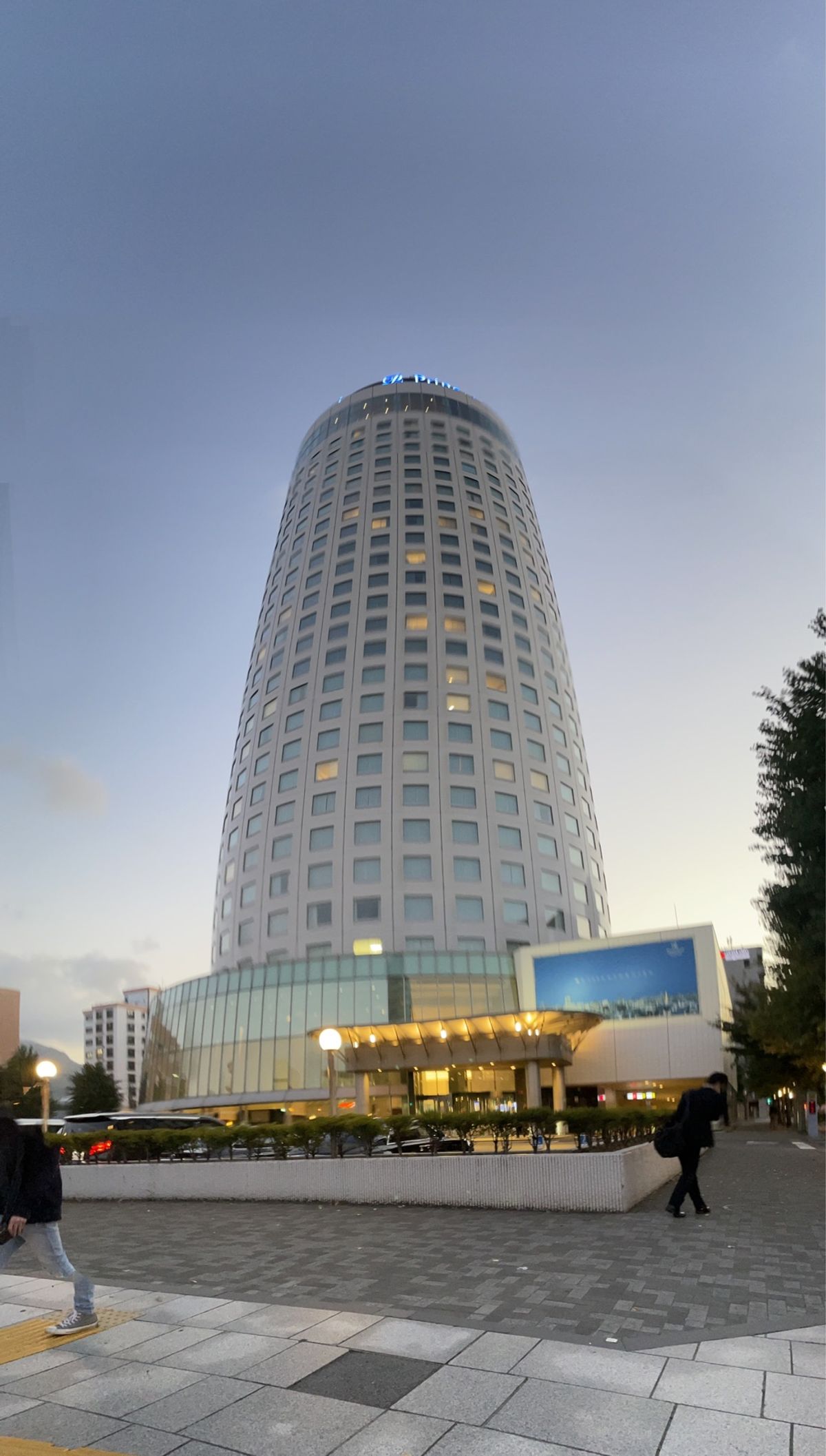 プリンスホテル札幌にチェックイン

子供連れにいいプランがあったので宿泊。...