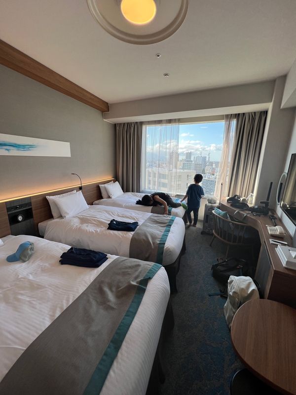 日本・北海道「北海道増毛町でキャンプ！」の写真：プリンスホテル札幌にチェックイン

子供...