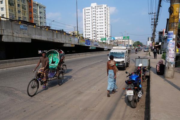 バングラデシュ・Chittagong「バングラデシュ出張1」の写真：街並み