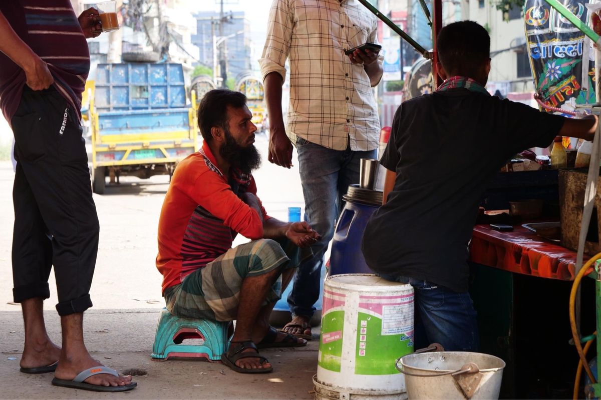 仕事してる人々