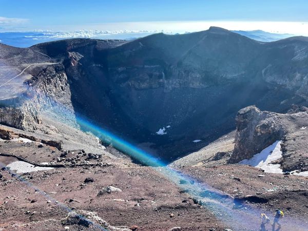 日本・山梨県「富士山登頂」の写真：富士最高峰　剣ヶ峰