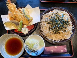横須賀の立花さんでお昼ご飯
天ざる美味しかったです😆
地元だからか小泉進次...