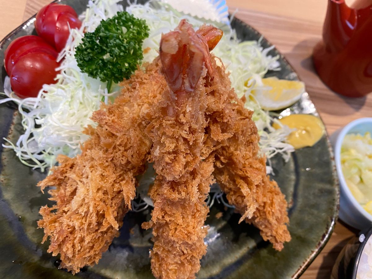 お昼ご飯は
佐原のつる吉🍽
エビフライ定食
めちゃ美味しかった😆