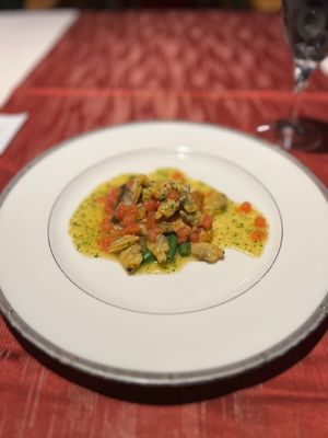 3日目の白樺荘の夕食。フレンチ。

3日目も全部違うメニューで、とても美味...