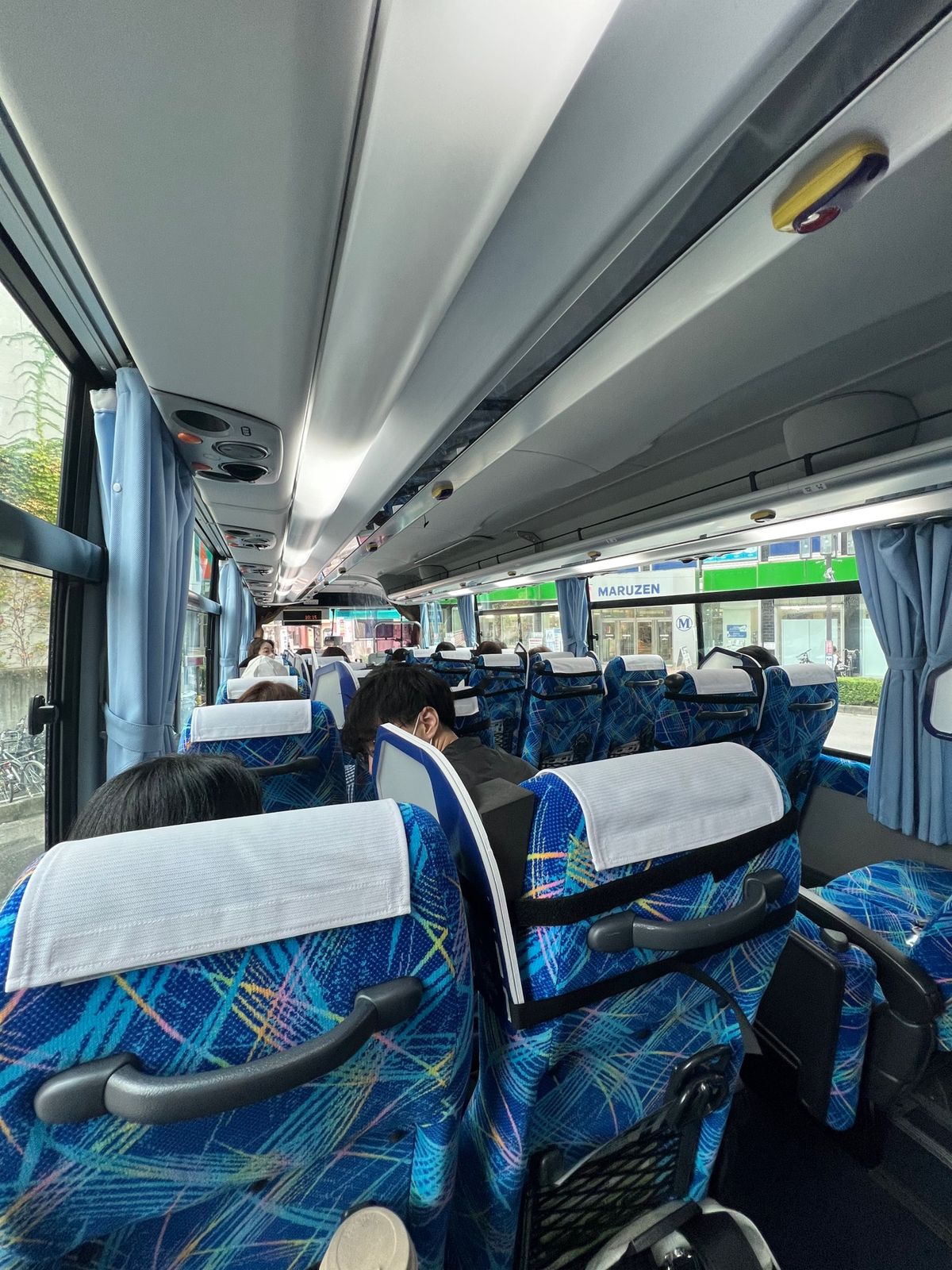 松本駅到着
バスターミナルに移動して上高地へ
バスは7割くらいの混み具合です！