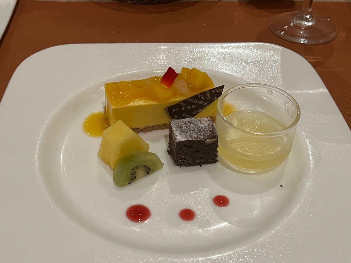 今年2回目の沖縄
●飛行機から見えた富士山
●ホテル日航アリビラのクリスマ...