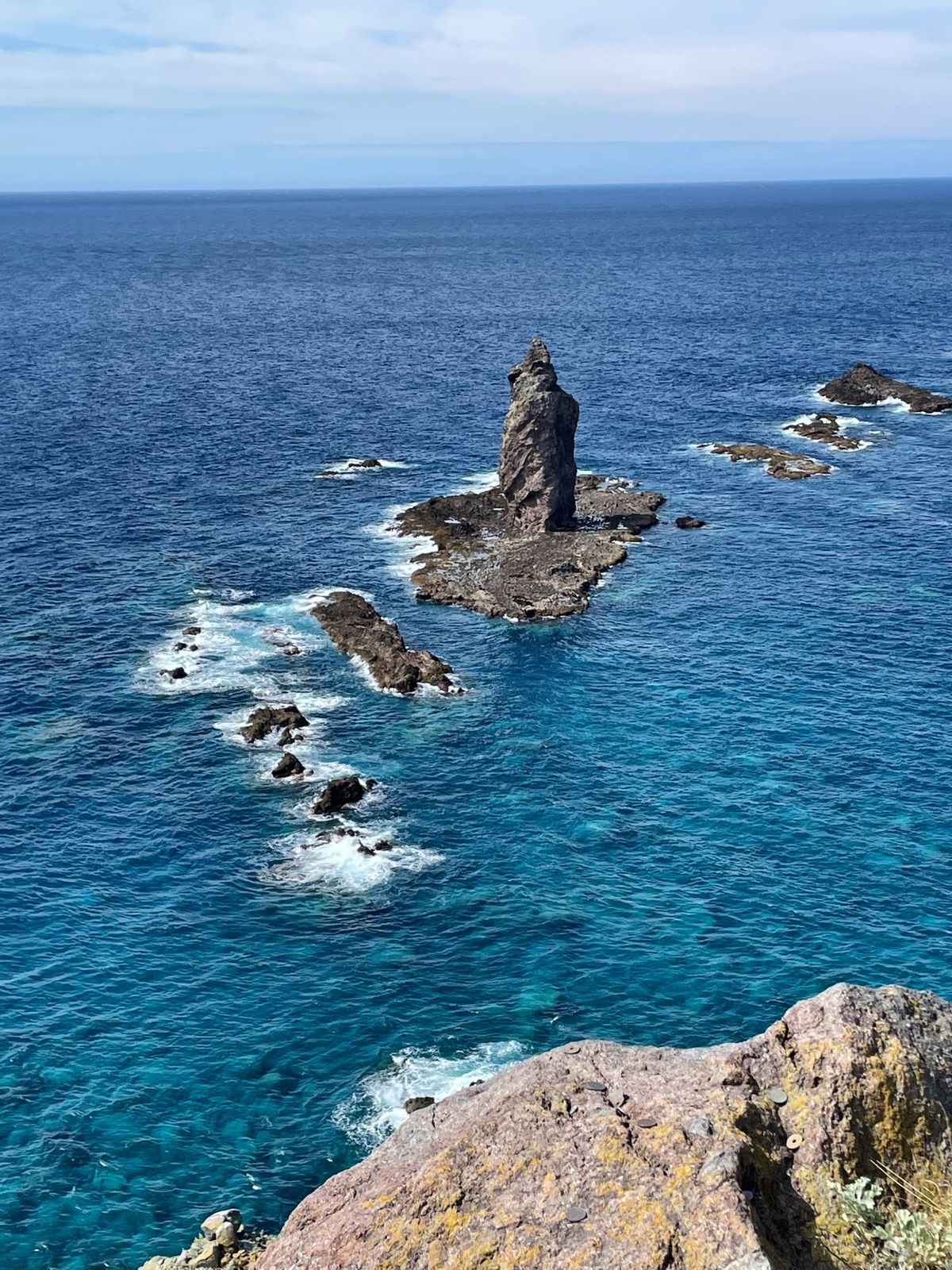 ☀️札幌→積丹半島→小樽→札幌
青空の中、積丹半島へ。お昼は中村屋の海鮮丼...