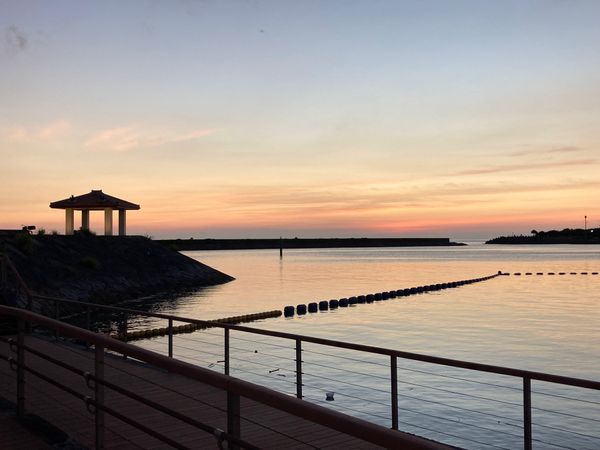 日本・沖縄県「海外旅行の気分を沖縄で満喫する。」の写真：サンセットビーチ・アラハビーチ・北中城