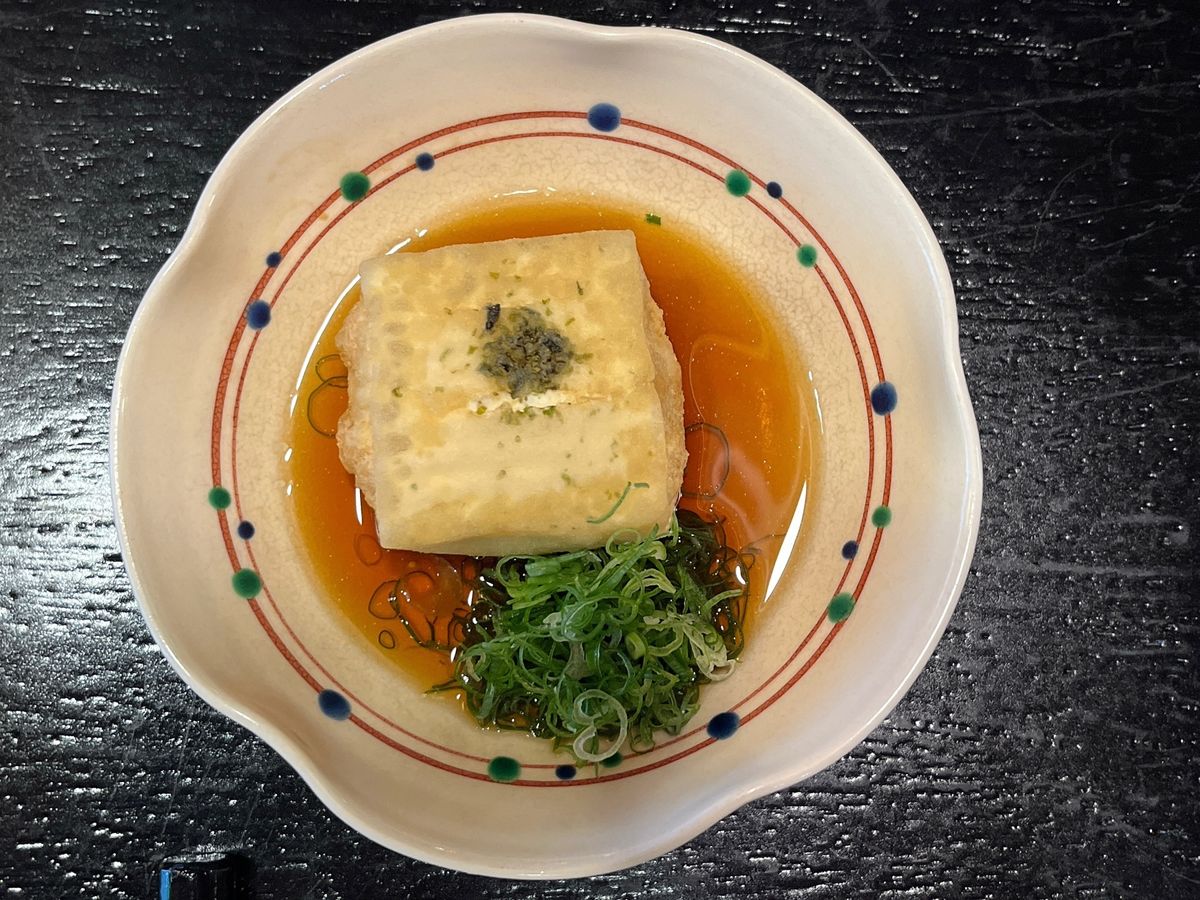 嵐山の錦というお店で腹ごしらえ！
なんだかんだちゃんとした京料理は初めてかも。