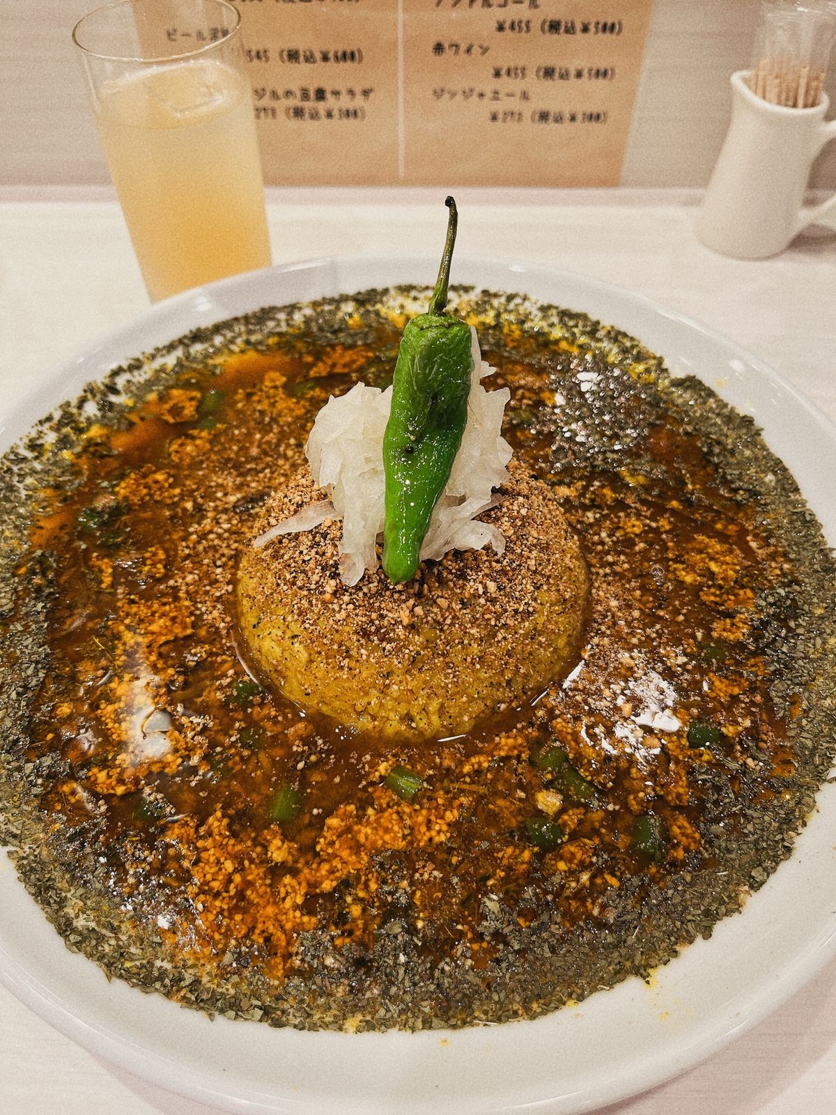 京都から大阪梅田へ。
ずっと探してたちいかわカレーをやっと見つけ購入し、有...