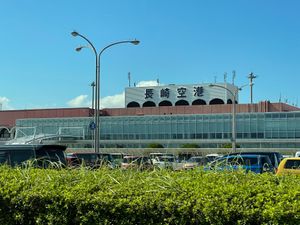 長崎空港から平戸へ
世界遺産二つに城一つ