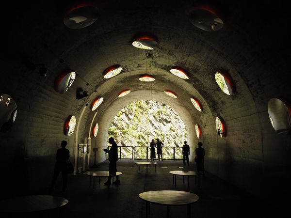 日本・新潟県「新潟」の写真：「清津峡渓谷トンネル」