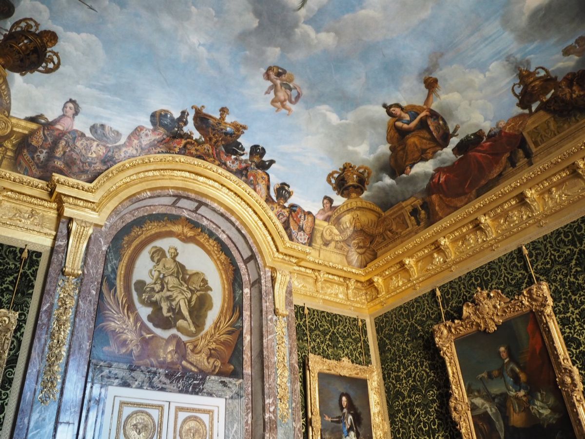 「ベルサイユ宮殿」
まさに豪華絢爛