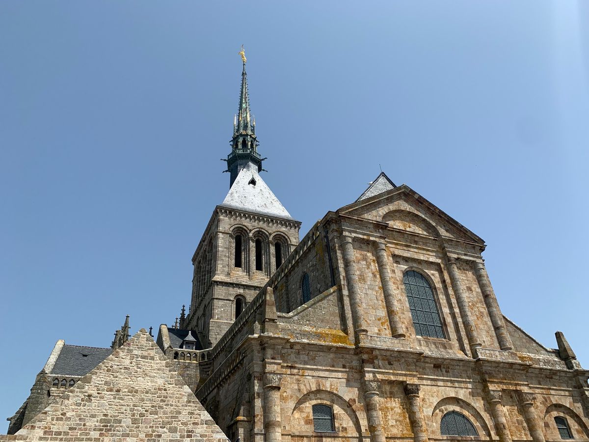 灼熱の「モンサンミッシェル🇫🇷」
天気良すぎて…記録的猛暑日でした☀️
