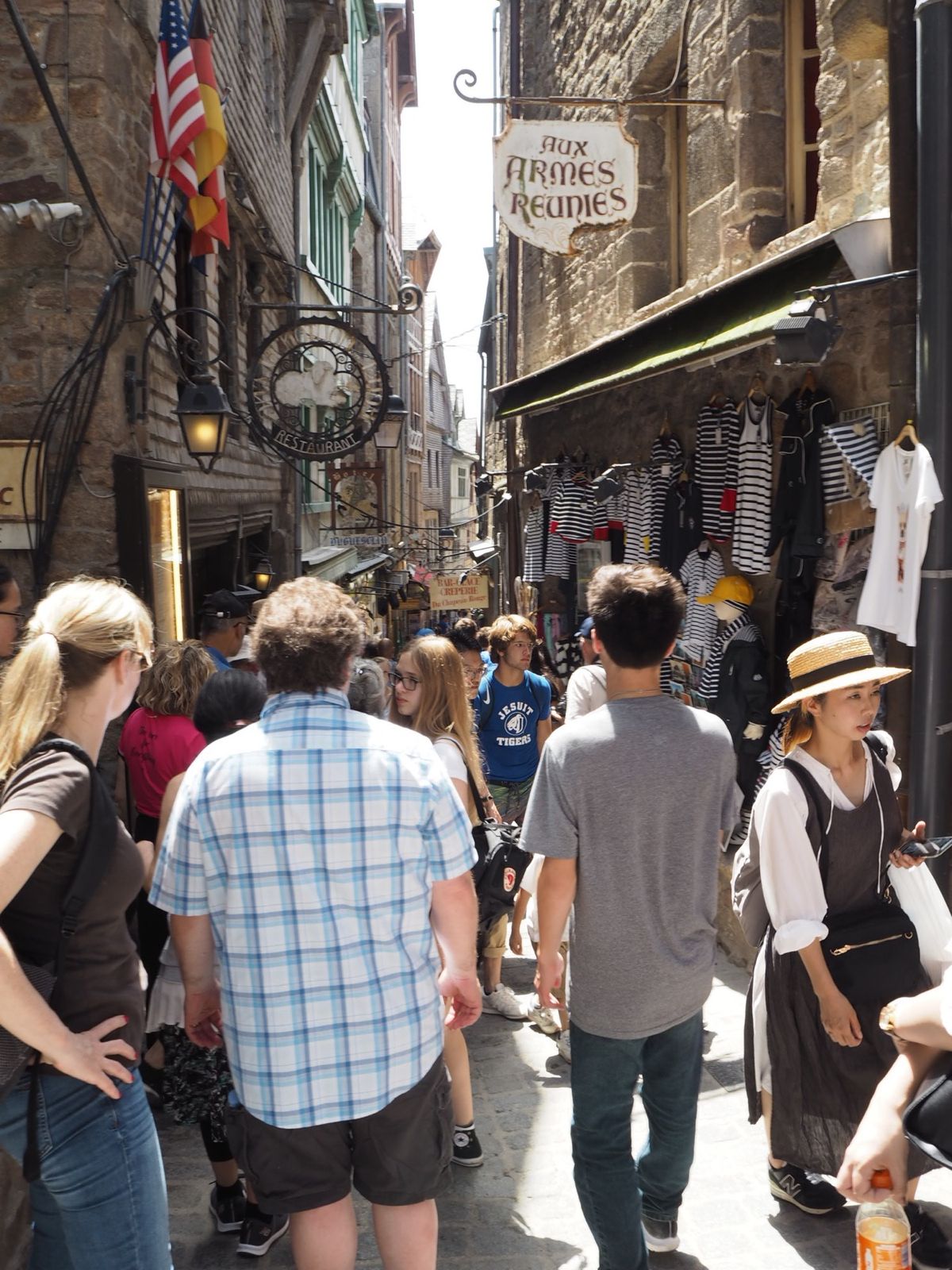 灼熱の「モンサンミッシェル🇫🇷」
天気良すぎて…記録的猛暑日でした☀️